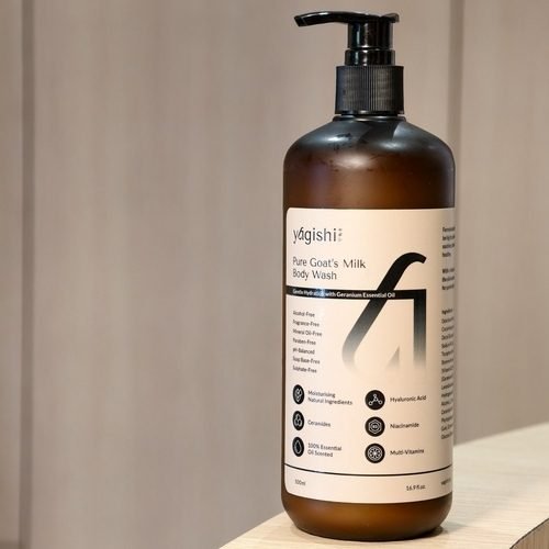 format: 3; filter: null; fileterIntensity: null; filterMask: null; captureOrientation: 90;
runfunc: 0; algolist: 0;
multi-frame: 1;
brp_mask:0;
brp_del_th:0.0000,0.0000;
brp_del_sen:0.0000,0.0000;
motionR: 3;
delta:1;
bokeh:1;
module: portrait;hw-remosaic: false;touch: (0.5486506, 0.6194644);sceneMode: 12582912;cct_value: 0;AI_Scene: (-1, -1);aec_lux: 215.0;aec_lux_index: 0;albedo:  ;confidence:  ;motionLevel: 3;weatherinfo: weather?null, icon:null, weatherInfo:100;temperature: 35;zeissColor: bright;